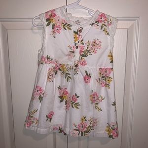 Cute Carter’s Floral Top 🌷🍃